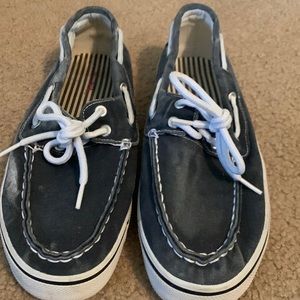 Thom McAn shoes size 9